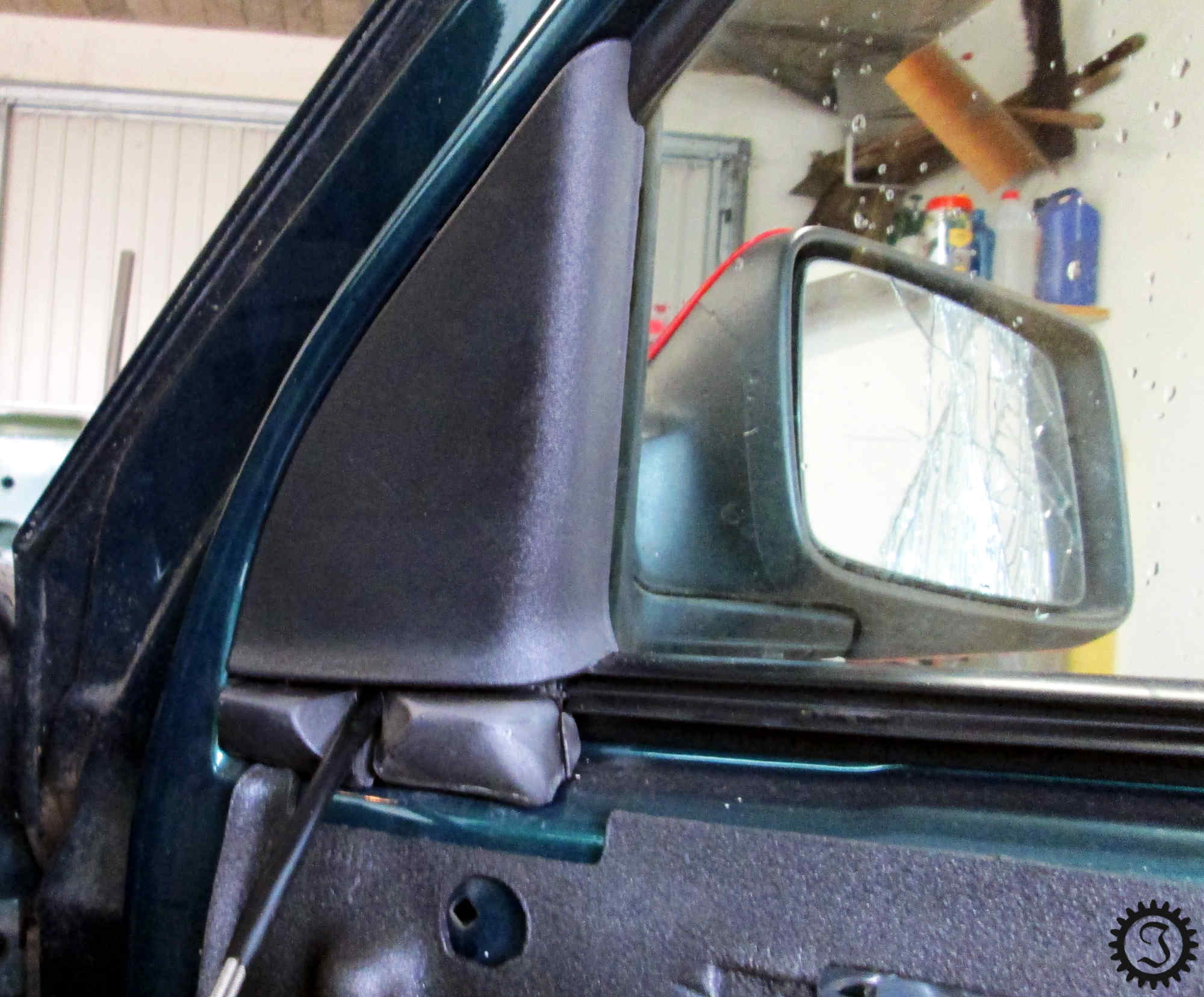 Außenspiegel wechseln - Golf III - Jones' Werkstatt