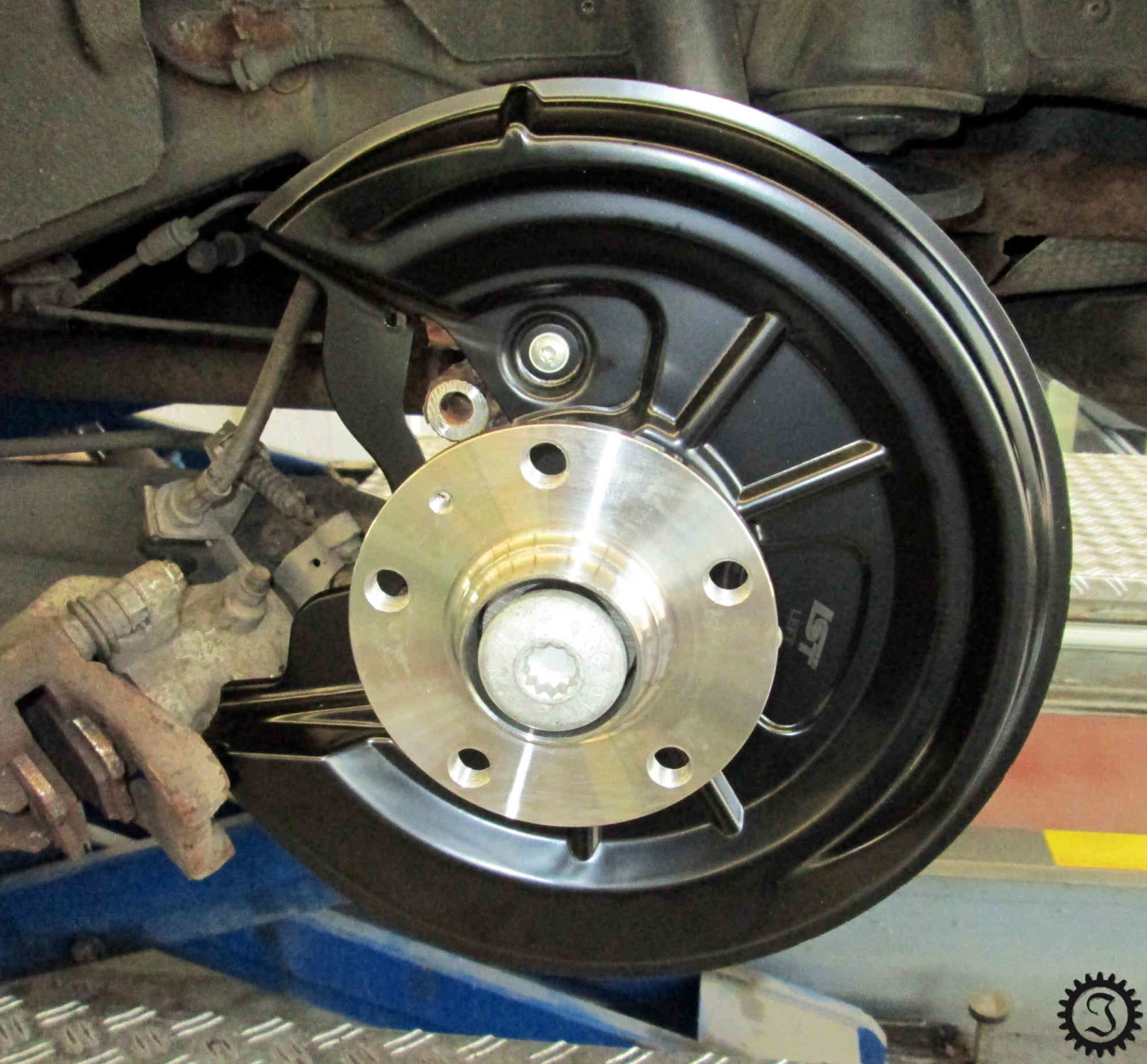 Audi A3 8l Radlager Hinten Wechseln Anleitung Radlager hinten tauschen - Audi A3 8P - Jones' Werkstatt